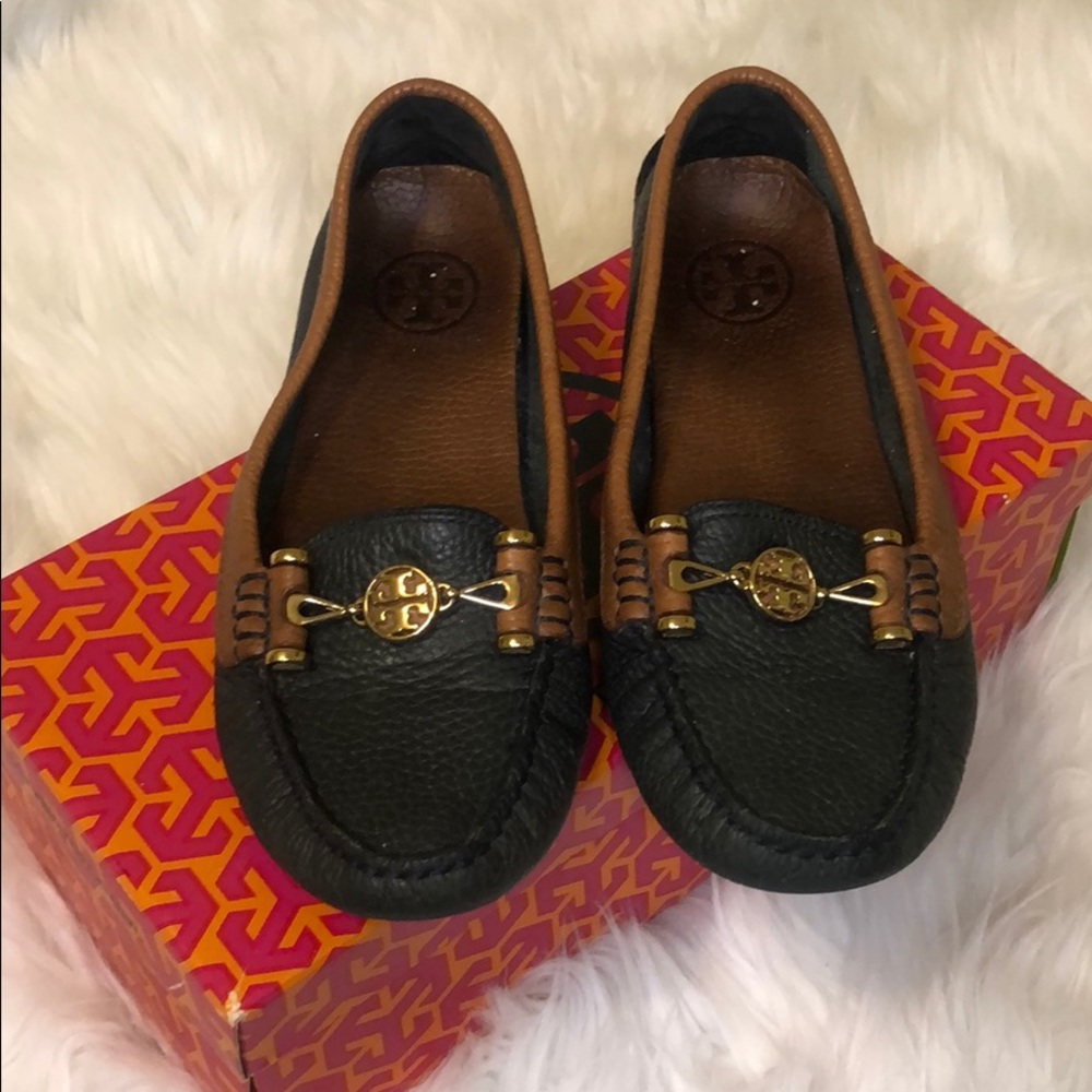 MOVING SALE 🏡 Tory Burch loafers